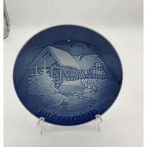 1975 Royal Copenhagen Christmas Plate “Winter At The Old Water Mill”Blue